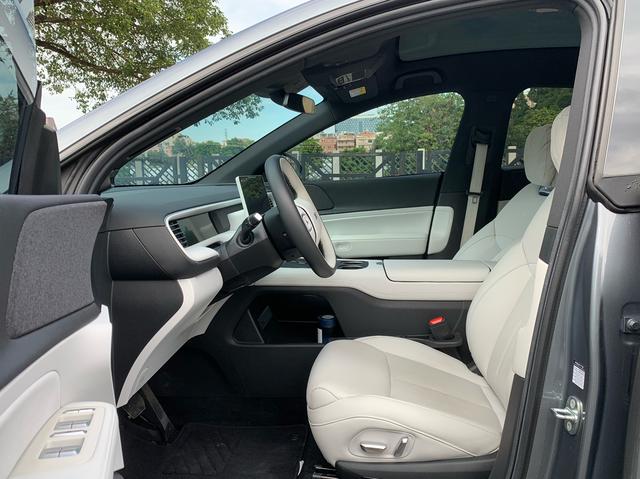 Pre-Owned XPeng G6 2023 Model 755 Ultra-Long Range Pro