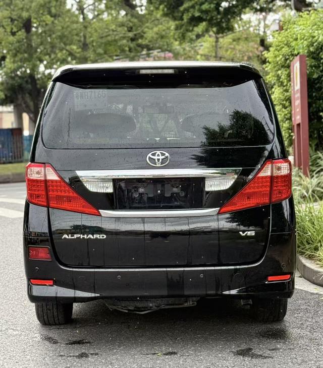 Certificated Used Alphard 2011 Model 3.5L Luxury Edition