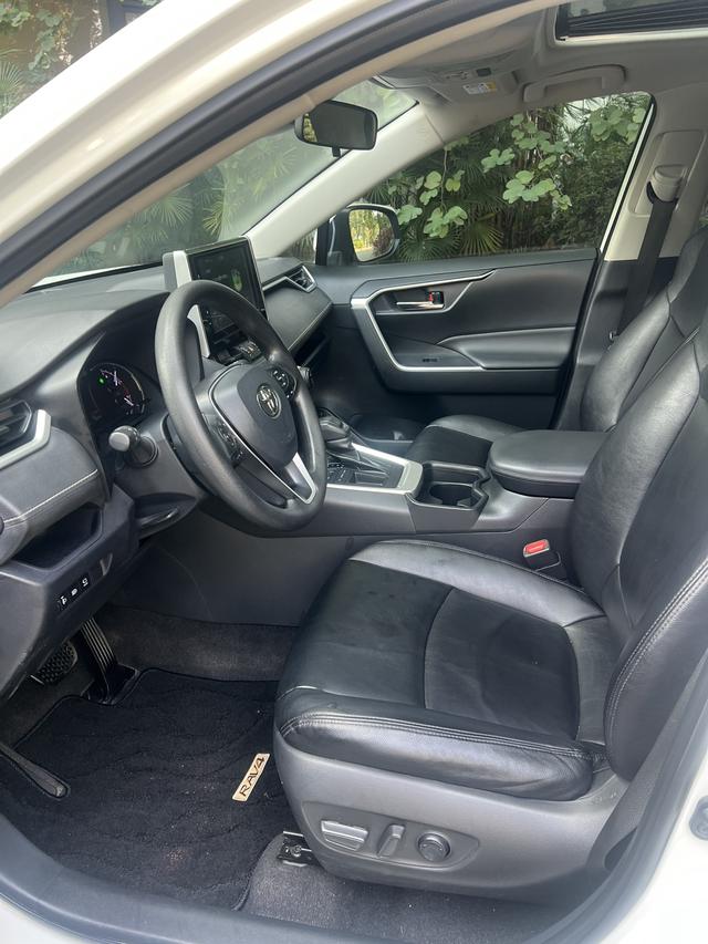 Certificated Pre-Owned RAV4 Rongfang 2021 2.0L CVT Two-wheel Drive Fashion Edition - u22220624