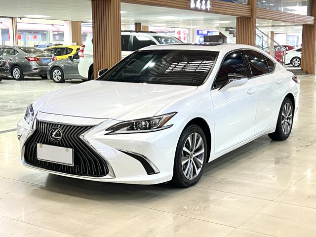 Certificated Pre-Owned Lexus ES 2020 Model 200 Premium Edition National VI - u22628541