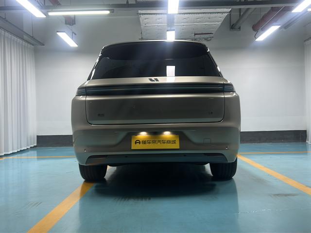 Certificated Pre-Owned Li Auto L8 2023 Pro Edition -u22774559