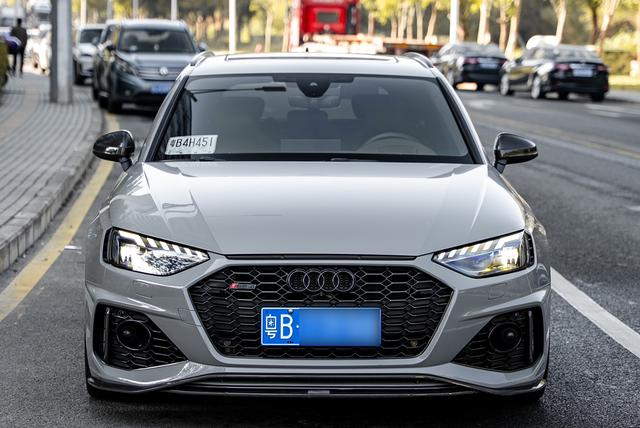 Certificated Pre-Owned Audi RS 4 2021 RS4 2.9T Avant Dark Gold Edition - u22358363