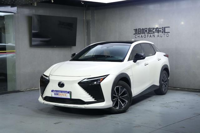 Pre-Owned Lexus RZ 2023 Model 450e DIRECT4 Premium Version