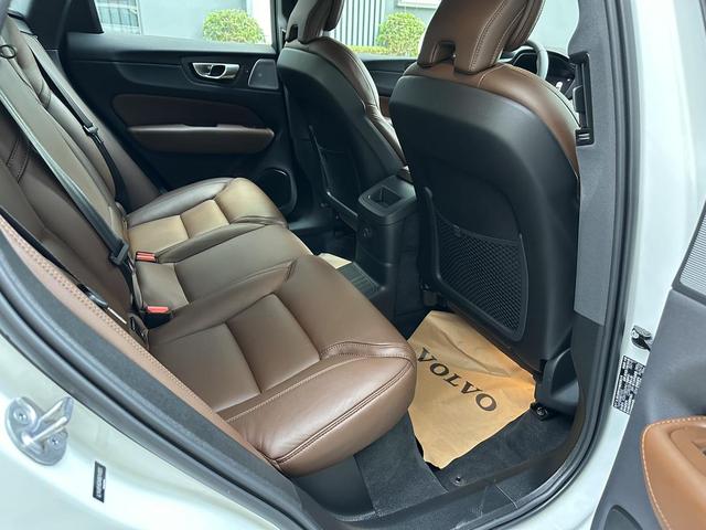 Certificated Pre-Owned Volvo XC60 PHEV 2025 T8 AWD Long Range Inscription Luxury Edition -u21603307