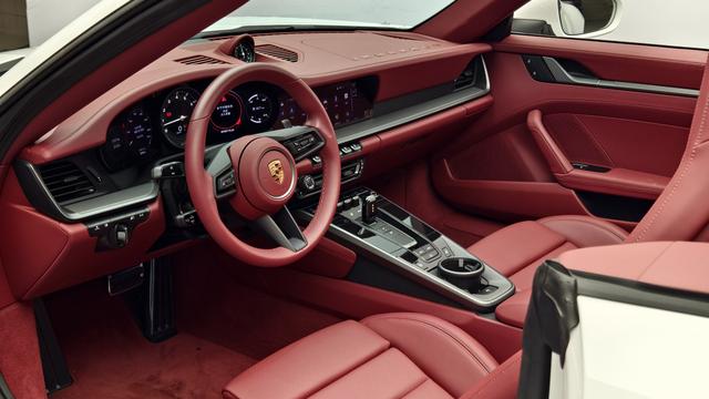 Certificated Pre-Owned Porsche 911 2023 Carrera Cabriolet 3.0T - u22699087