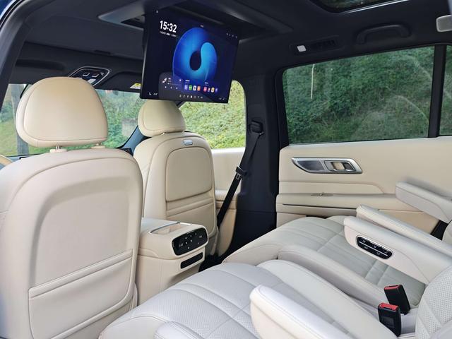 Pre - Owned Shenlan S09 2025 Rear - Wheel Drive Ultra+