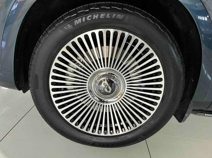 Pre-Owned Wenjie M7 2024 Ultra Five - Seat Four - Wheel Drive Intelligent Driving Edition