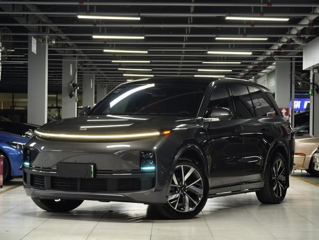 Pre-Owned Li L8 2023 Air Edition