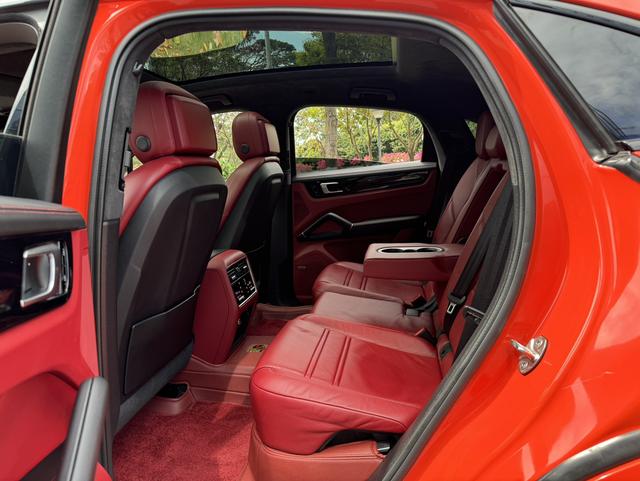 Certificated Pre-Owned Porsche Cayenne Coupé 2019 Cayenne Coupé 3.0T - u22717398