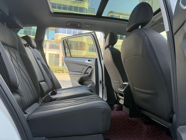 Certificated Pre-Owned Tiguan L 2022 330TSI Automatic Two-Wheel Drive R-Line Enjoyment Edition - u22405206