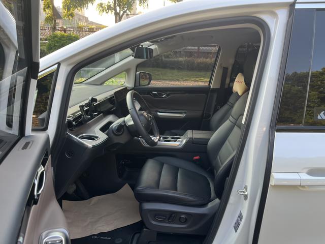 Certificated Pre-Owned GAC Trumpchi E8 PHEV 2024 Model 2.0ATK 150km MAX Version -u21987872