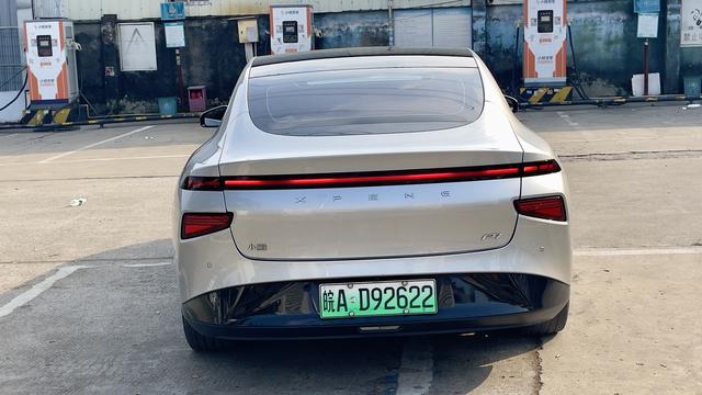 Certificated Pre-Owned XPENG P7 2020 670N-u22107671