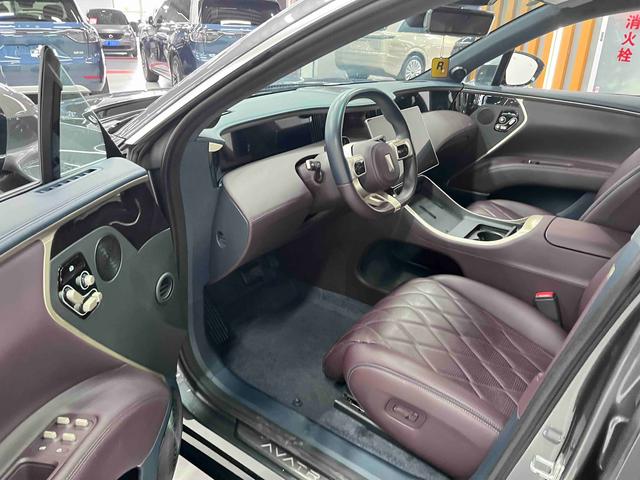 Certificated Pre-Owned AVATR 11 2024 Edition 730 Three-Laser Rear-Wheel Drive Luxury Edition