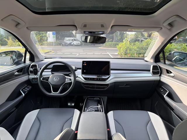 Pre-Owned Volkswagen ID.6 CROZZ 2024 PURE Edition