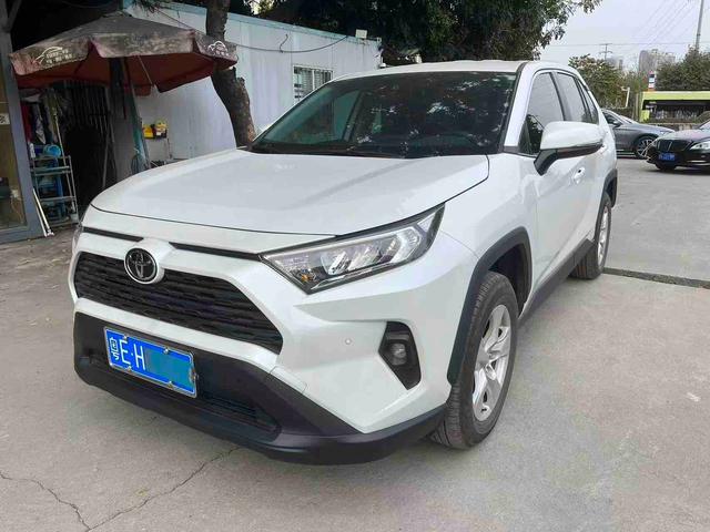 Certificated Pre-Owned RAV4 Rongfang 2024 2.0L CVT Two-Wheel Drive Urban Edition - u22553328