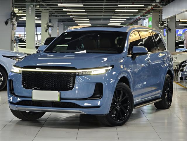 Pre - Owned 2021 Li ONE Extended - range 6 - seat Edition
