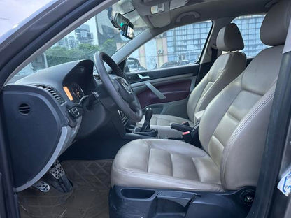 Certificated Pre-Owned Skoda Octavia 2013 2.0L Manual Yijie Edition - u21014256