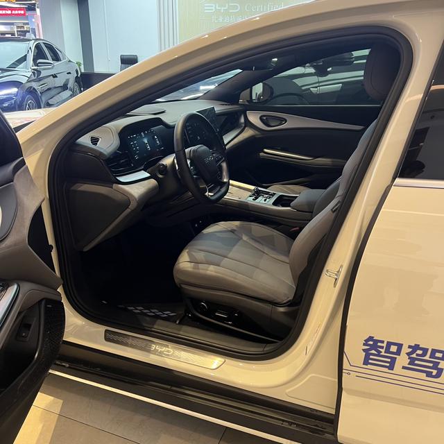 Certificated Pre-Owned BYD Seal 07DM 2025 Intelligent Driving Edition DM-i 125KM Premium Version -u21090823