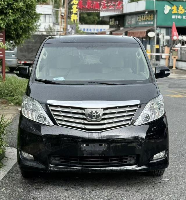Certificated Used Alphard 2011 Model 3.5L Luxury Edition