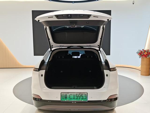 Certificated Pre-Owned XPENG G6 2023 580 Long Range Pro-u22078780