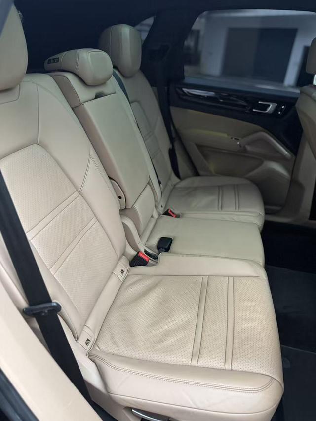 Certificated Pre-Owned Porsche Cayenne E-Hybrid 2019 Cayenne E-Hybrid 2.0T -u21309118