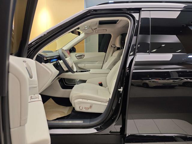 Certificated Pre-Owned Lynk & Co 900 2025 2.0T Ultra
