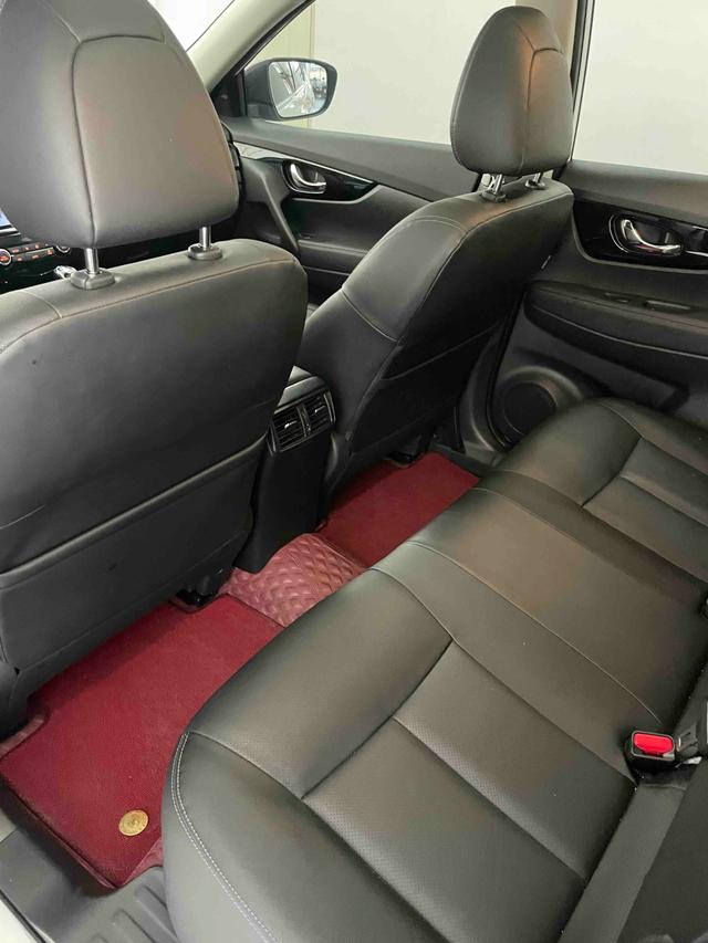 Certificated Pre-Owned Dongfeng Nissan X-Trail 2022 2.0L Two-Wheel Drive Intelligent Connected Premium Edition - u22050535