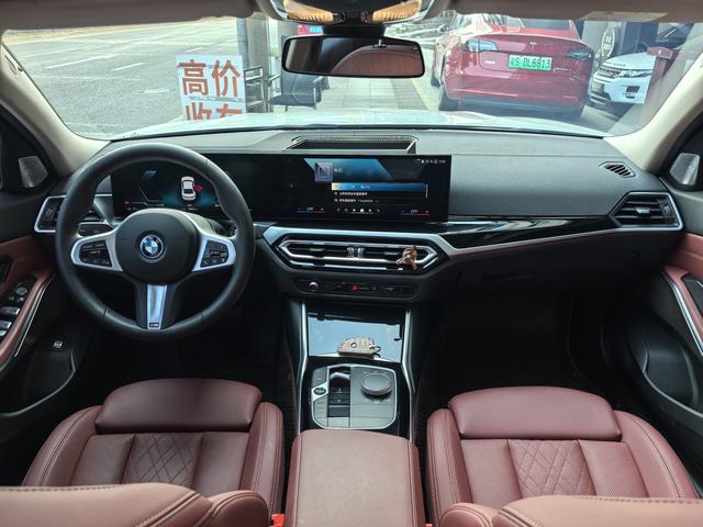 Certificated Pre-Owned BMW i3 2023 eDrive 35 L -u22481869