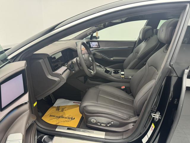 Certificated Pre-Owned Denza Z9 DM 2024 Edition 1100 4WD Ultra Version -u22375128