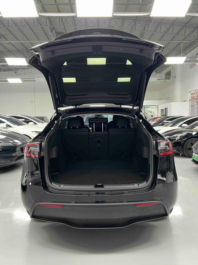 Certificated Pre-Owned Model Y 2024 Long Range All-Wheel Drive Version -u22524743