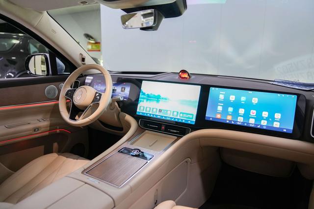 Certificated Pre-Owned Wenjie M9 2024 Extended-Range Ultra Six-Seater Edition -u22099589