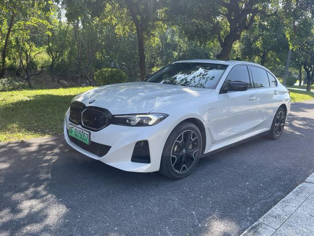 Pre-Owned BMW i3 2023 Model eDrive 40 L Yaoye Sports Package