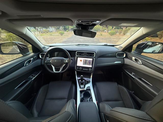 Certificated Pre-Owned Lynk & Co 01 EM-P 2019 1.5T Jin Lite China VI -u21910284