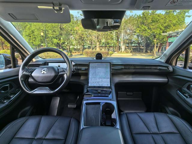 Certificated Pre-Owned NIO ES8 2018 Founder Edition