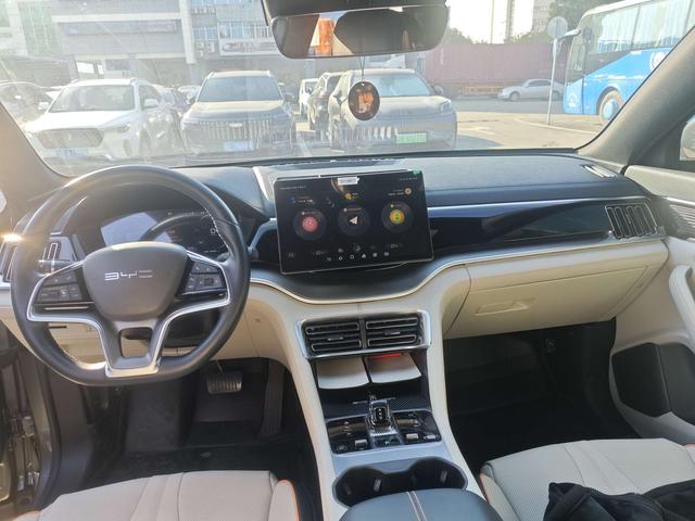 Certificated Pre-Owned BYD Song PLUS DM 2023 DM-i Champion Edition 150KM Flagship PLUS