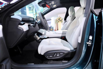 Certificated Pre-Owned XPENG P7 2025 Edition 750 Four-wheel Drive High-performance Ultra-u21882283