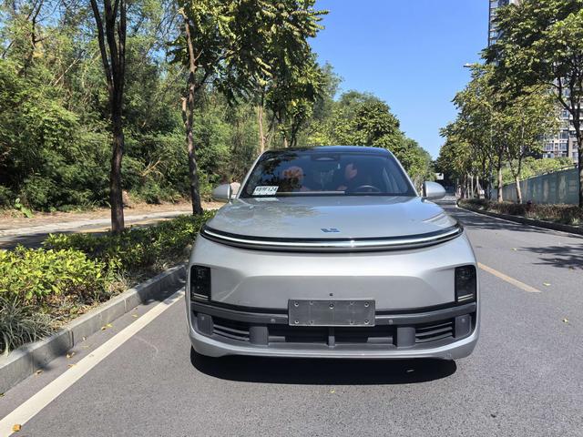 Certificated Pre-Owned Li Auto L8 2023 Pro Edition -u21610395