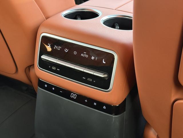 Pre - Owned 2022 Li L9 Max Edition