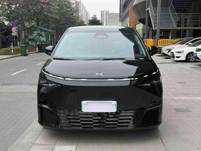 Certificated Pre-Owned XPENG X9 2024 702 Ultra Long Range Max-u21987266