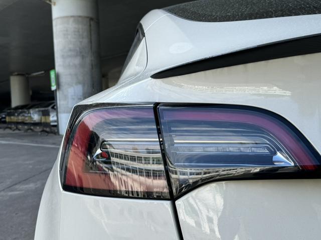 Pre-Owned Tesla Model 3 2022 Performance High-Performance All-Wheel Drive Version